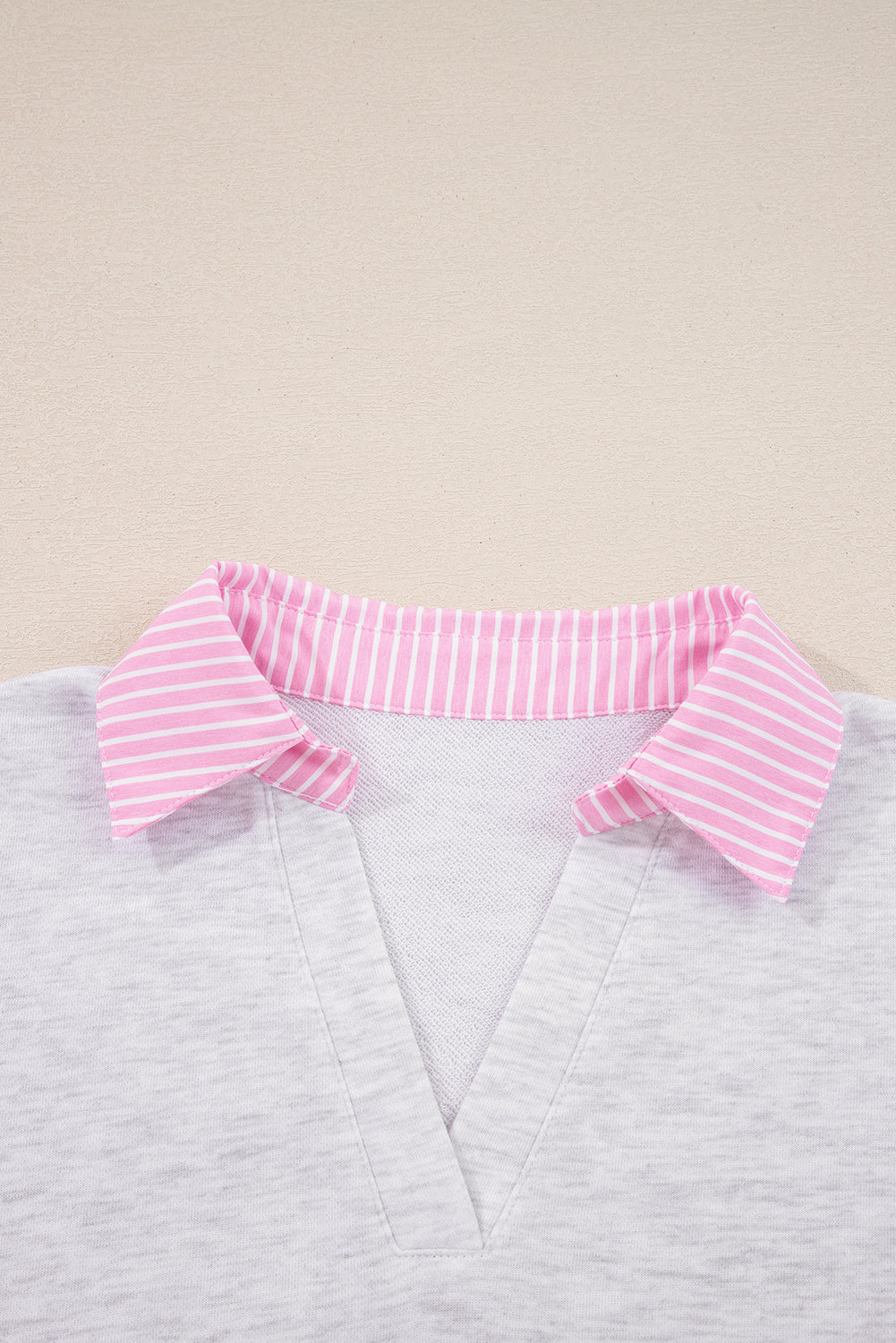 Conjunto “Luxe Grey” – Dos Piezas en Punto con Cuello Fruncido